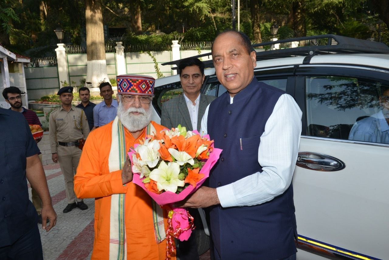 Chief Minister Of Himachal Pradesh Invited Brahmrishi Kumar Swami Ji